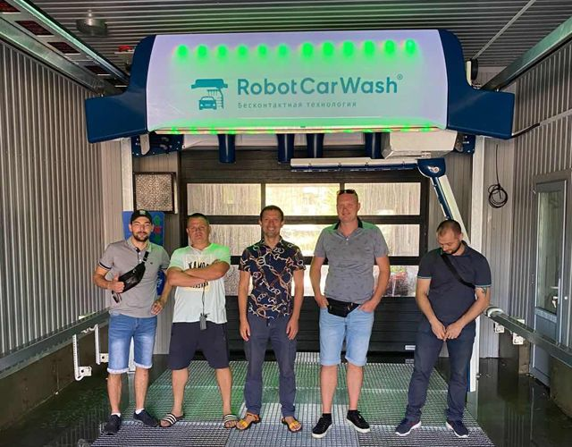 海外市场持续热销，俄罗斯加里宁格勒Robot Car Wash再订五台镭豹360卓越型洗车机